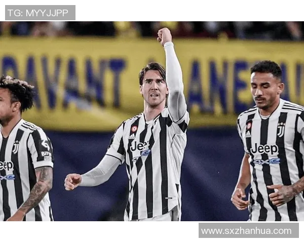 意甲激战:尤文图斯大胜曼联6-2赛场瞬间引发狂欢与震惊