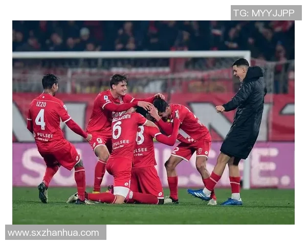 意甲激战:里昂逆转AC米兰补时绝杀点燃全场热情与转会传闻